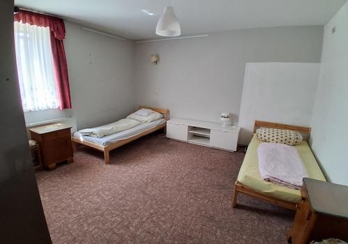 Schlafzimmer Bild 1