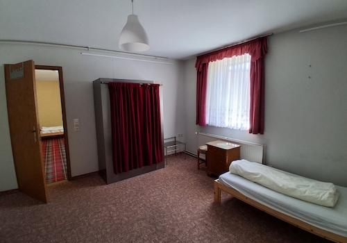 Schlafzimmer Bild 2