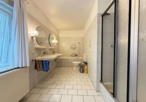 Badezimmer EG