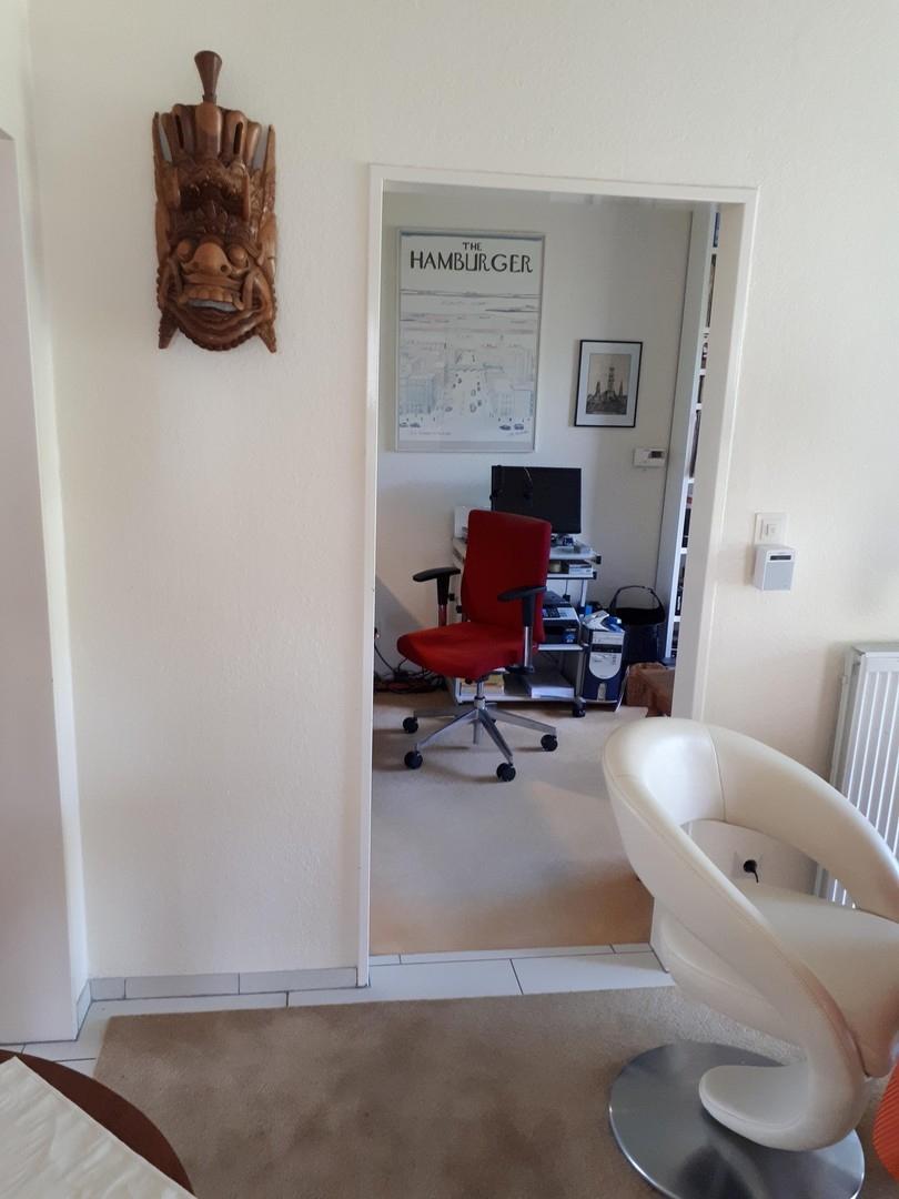 Blick ins Arbeits-/Gäste-Zi.