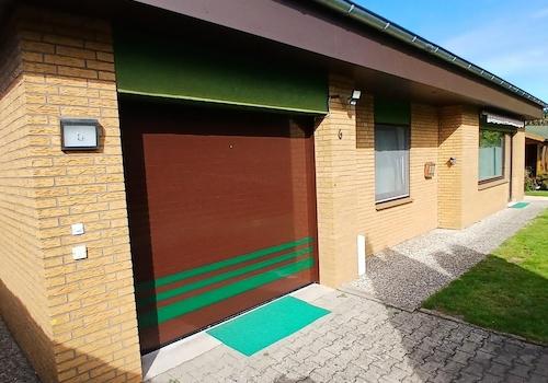 Bungalow - Süd, Garage