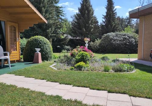 mittlere Gartenanlage