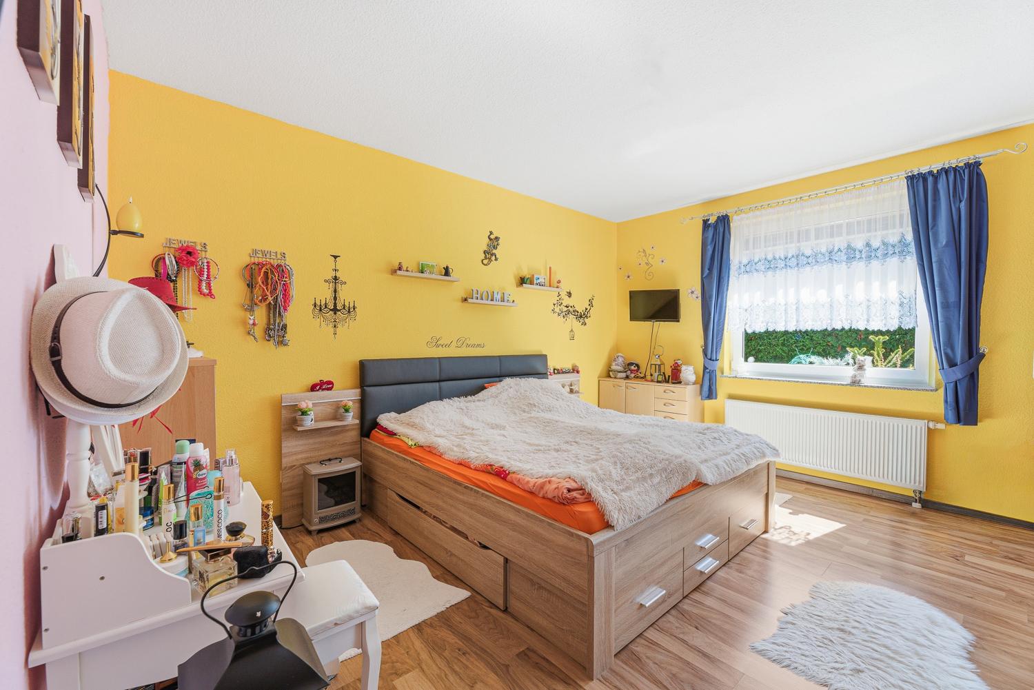 Helles Schlafzimmer