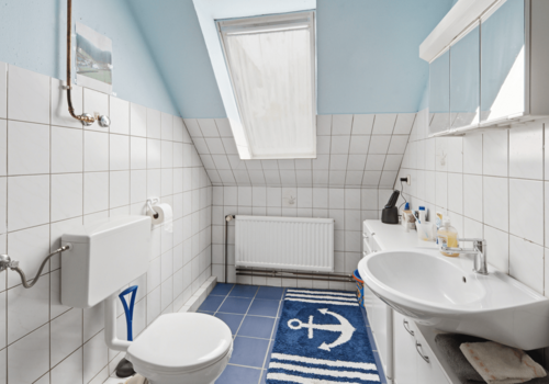 Badezimmer im 1. OG