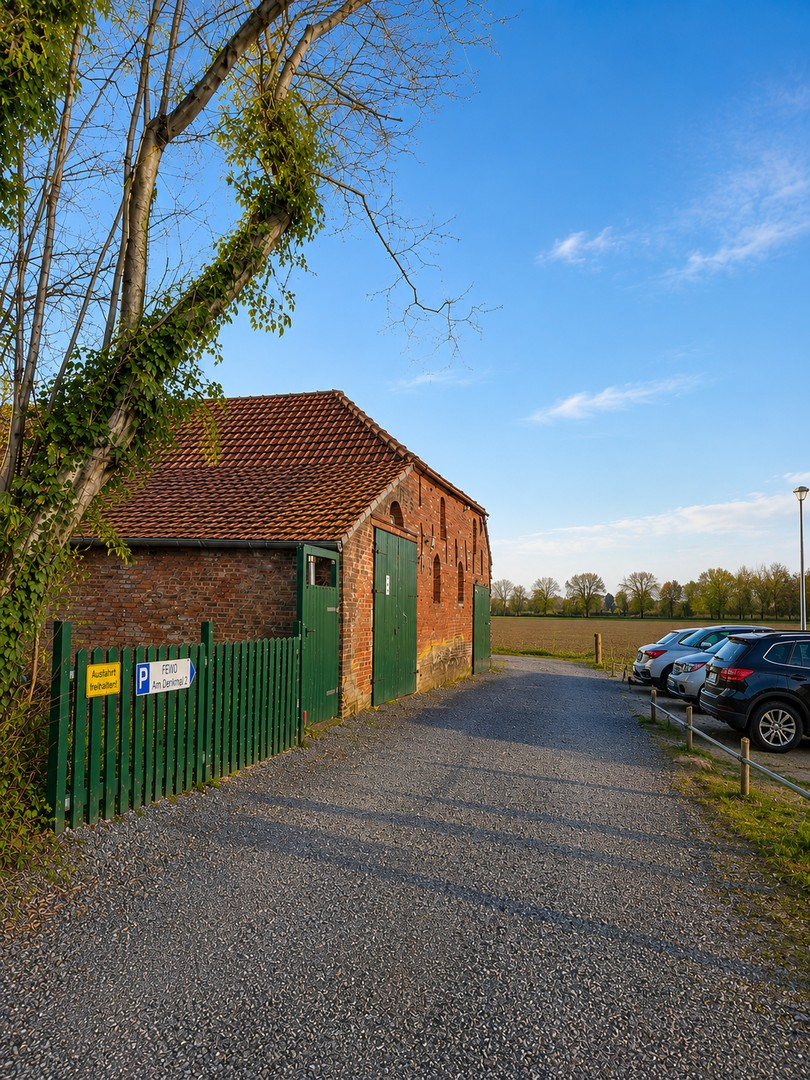 Blaufärberweg zum Parken