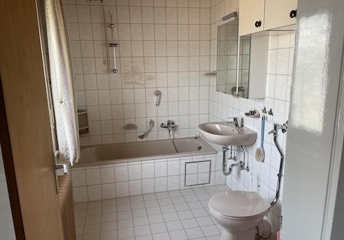 Badezimmer (OG)