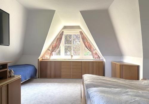 Schlafzimmer OG