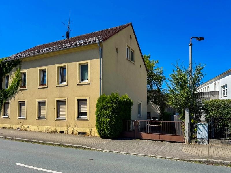 Zufahrt am Nordgiebel