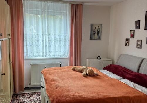 Schlafzimmer I 