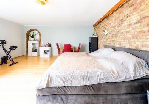 Schlafzimmer DG 