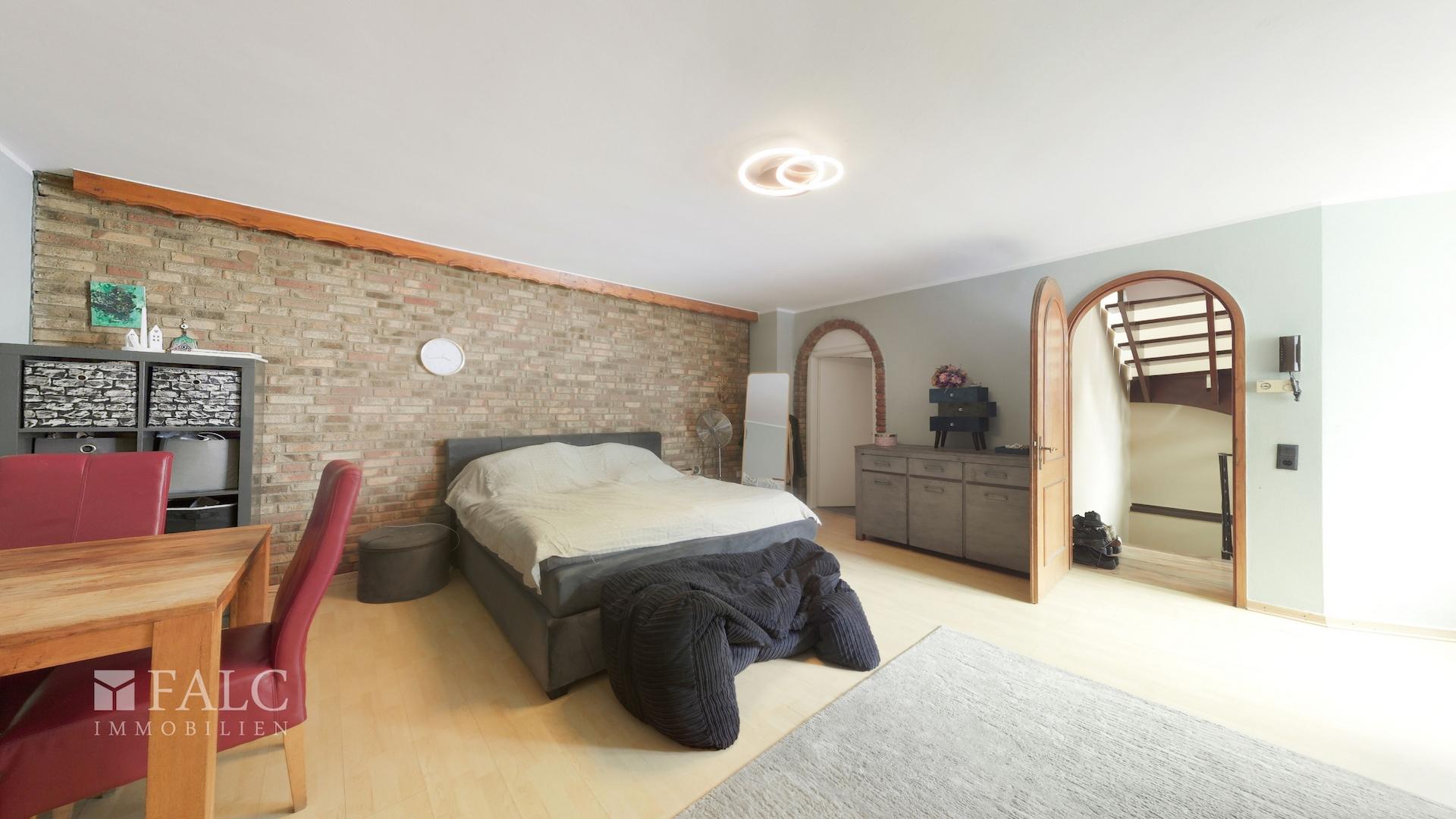 Schlafzimmer DG