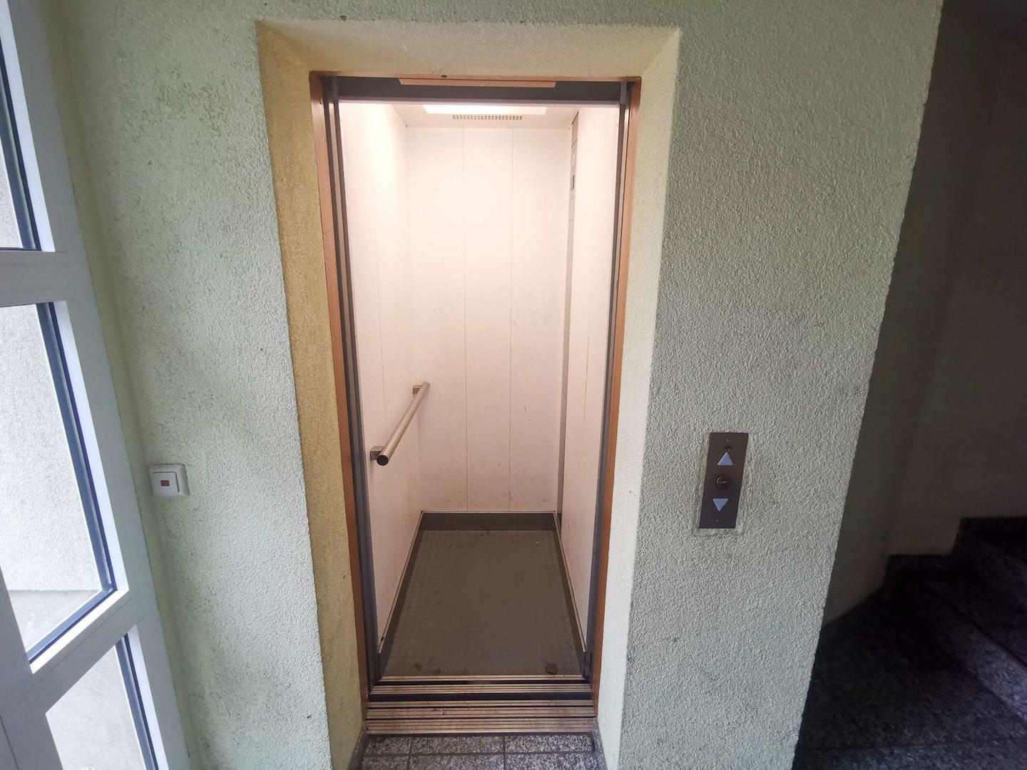 Aufzug