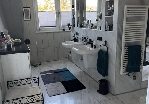 Badezimmer OG 