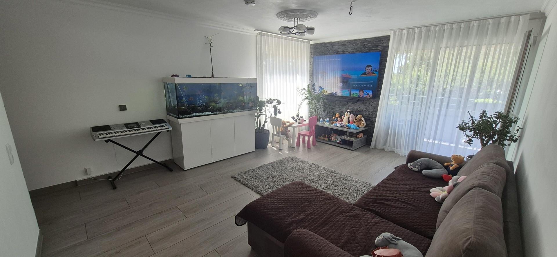Helles Wohnzimmer