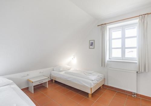 Großes Schlafzimmer im DG