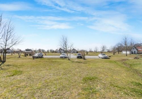 Eigene Parkplatzanlage vorm Haus