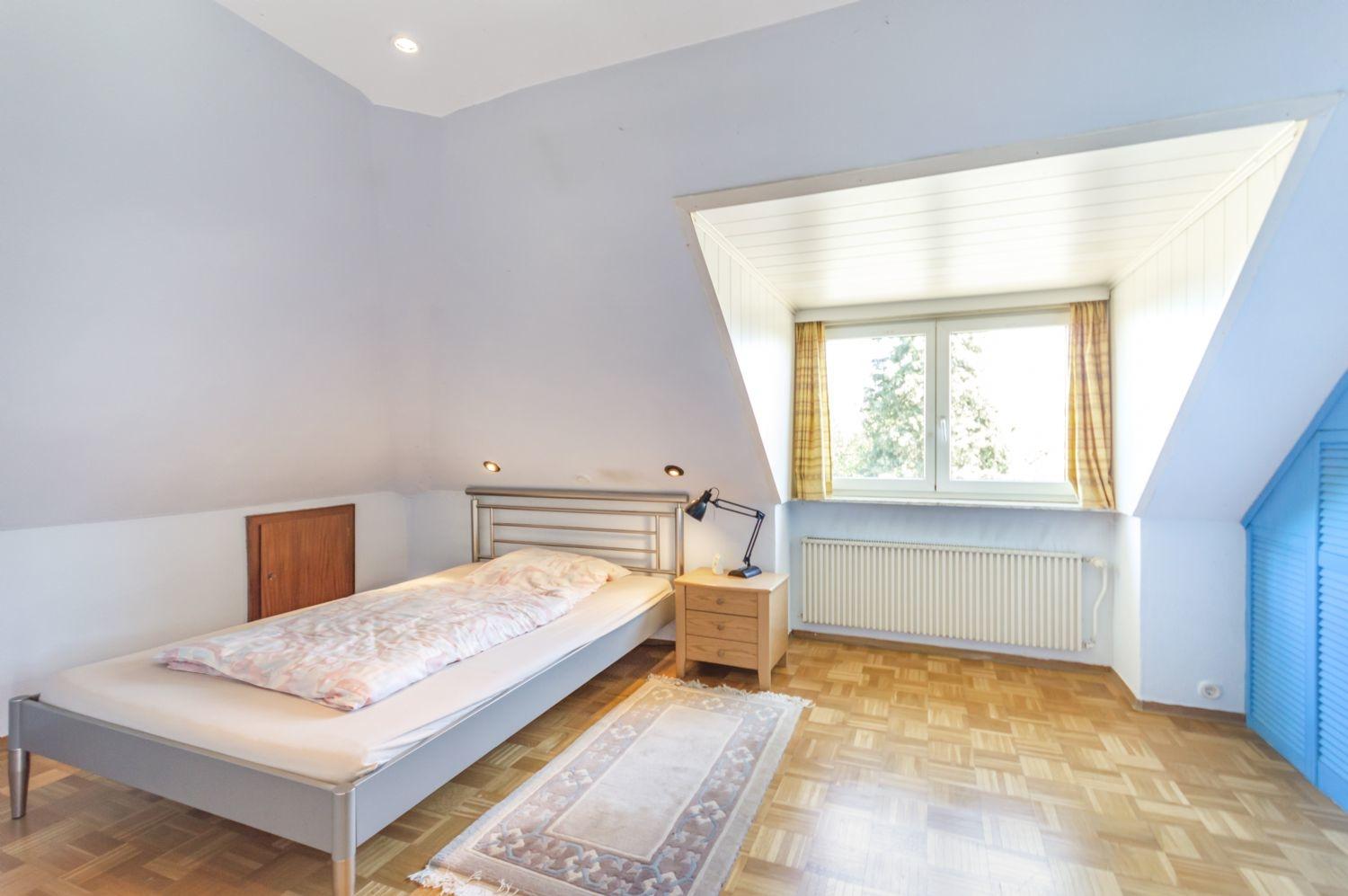 Schlafzimmer-1 mit Gaube im DG