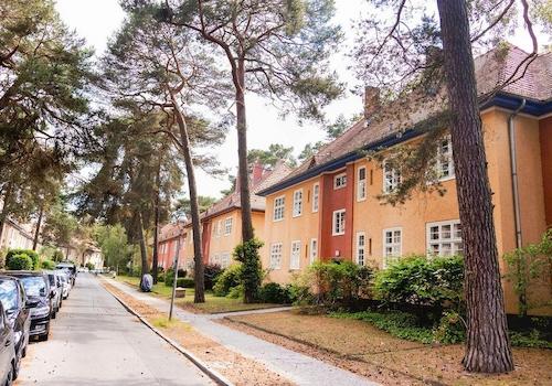 Straßenansicht