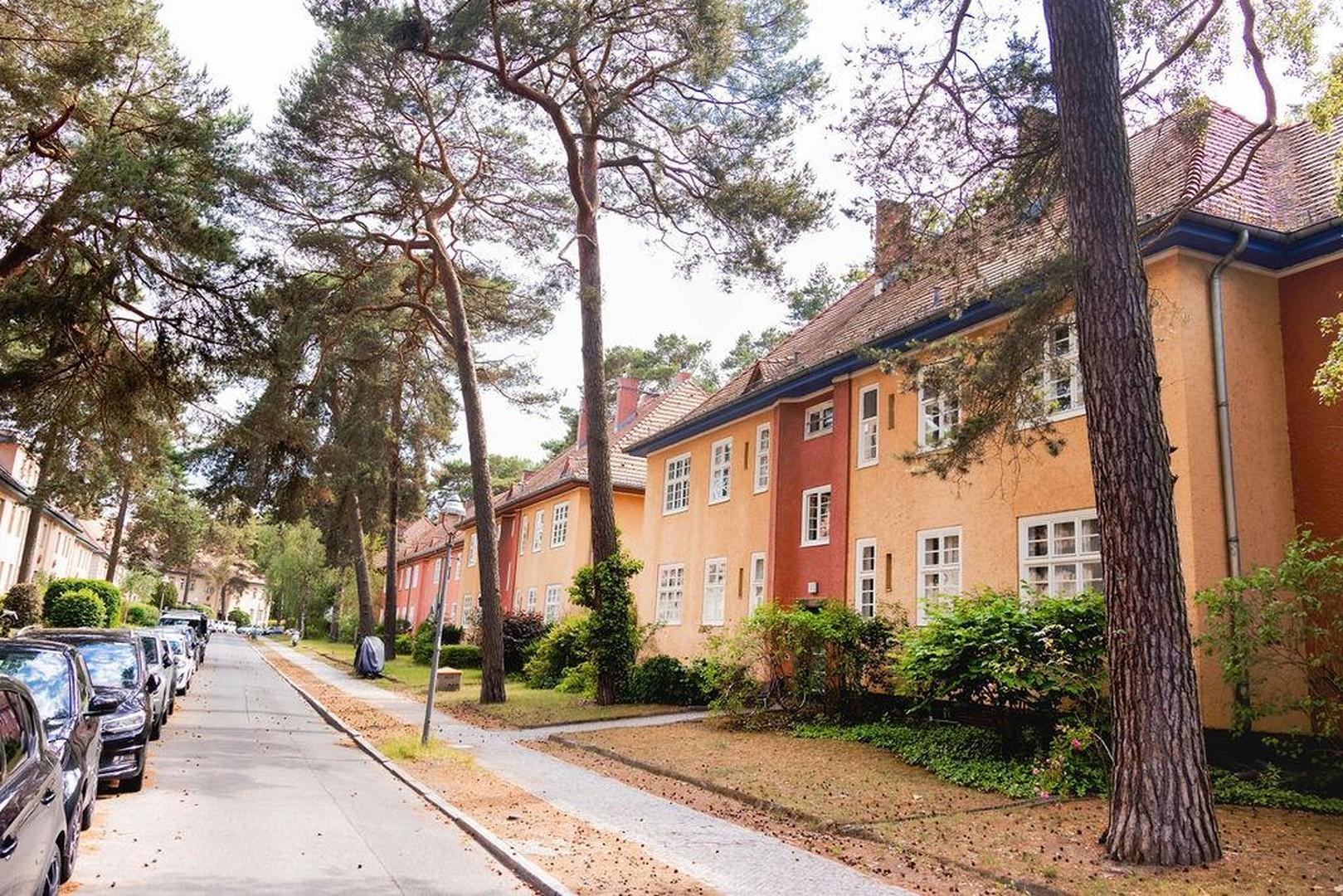 Straßenansicht