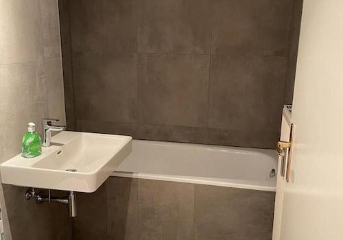 Bad mit Wanne