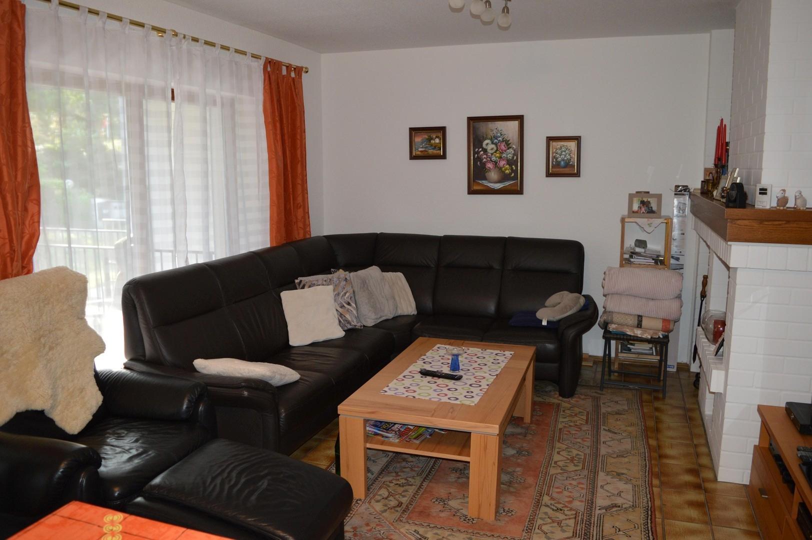Wohnzimmer/ Sitzecke EG