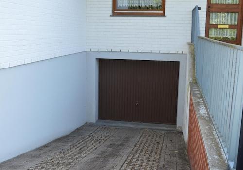 Zufahrt Garage
