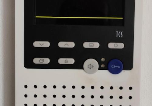 Türsprechanlage mit Kamera