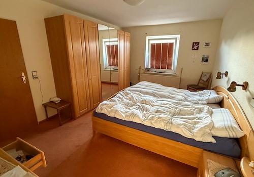 Schlafzimmer im EG