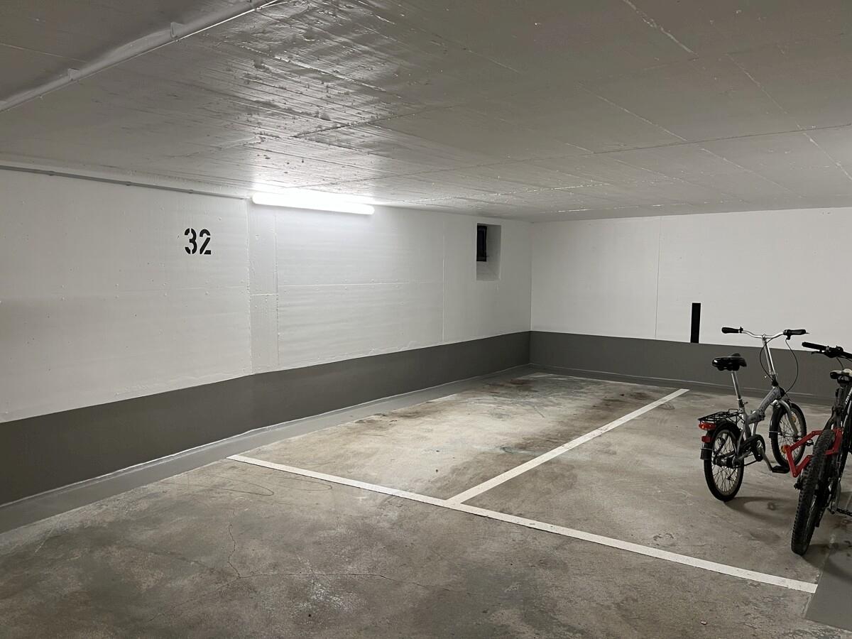 Tiefgaragenstellplatz