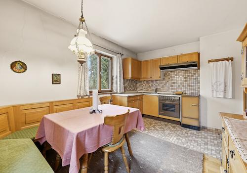 Der Wohn- und Essbereich im Altbau