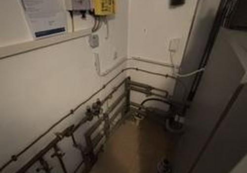 Anschlüsse Wasser und Heizung