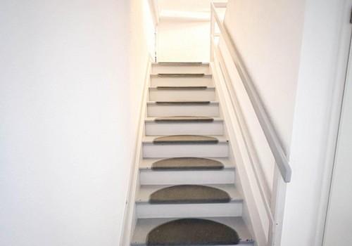 Treppenhaus ins obere Geschoss