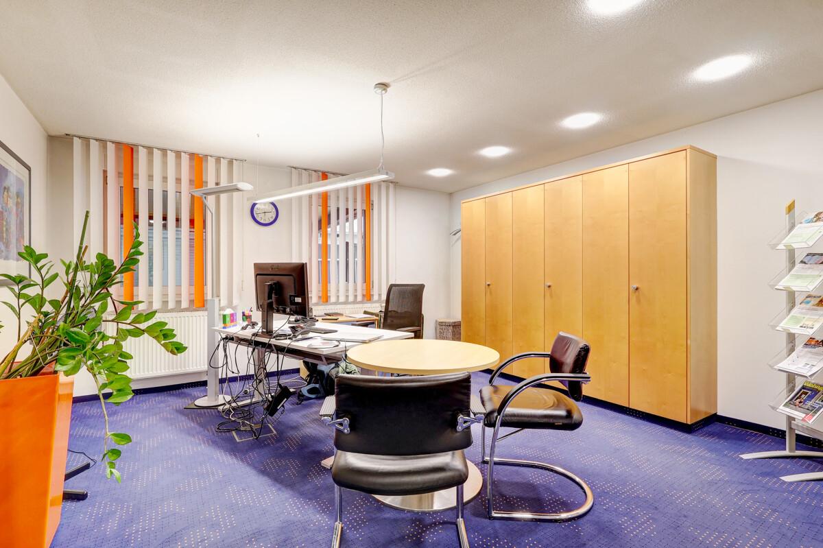 Büro 4