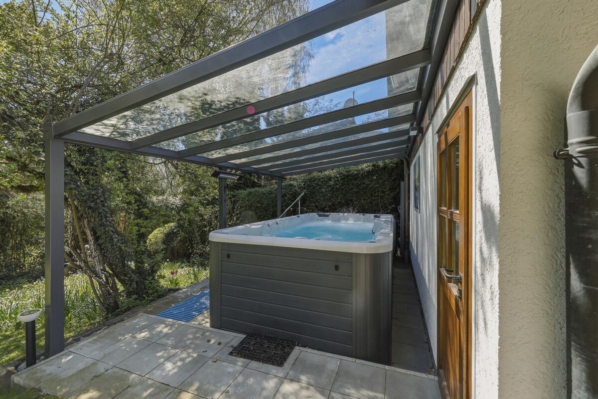 Swim-Spa im Garten