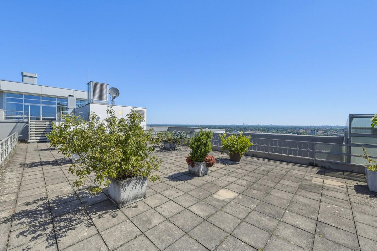 Gemeinschaftsdachterrasse mit Panoramablick