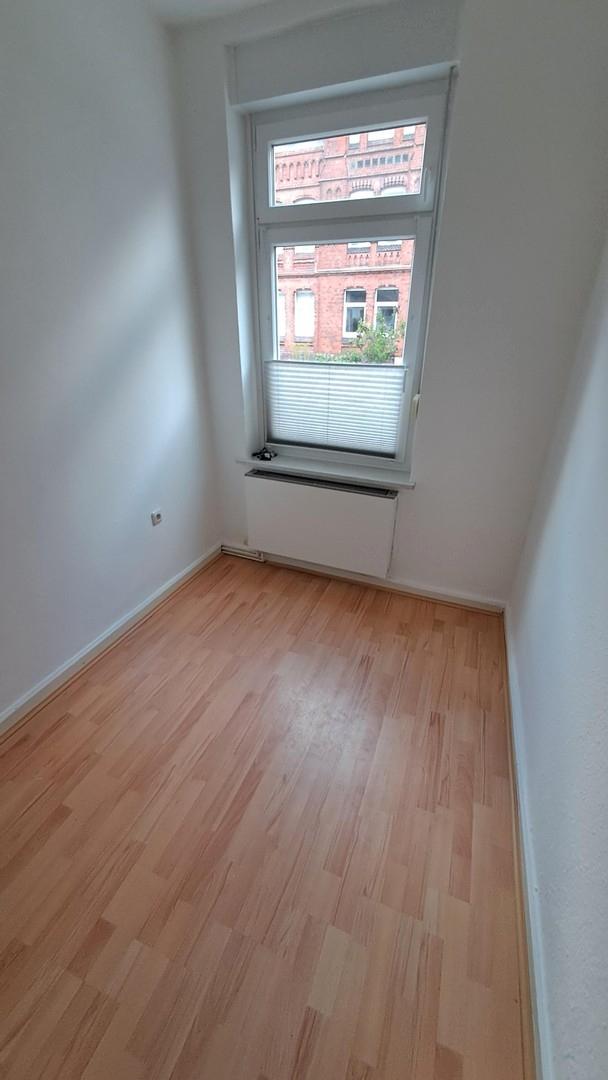 Büro ohne Möbel