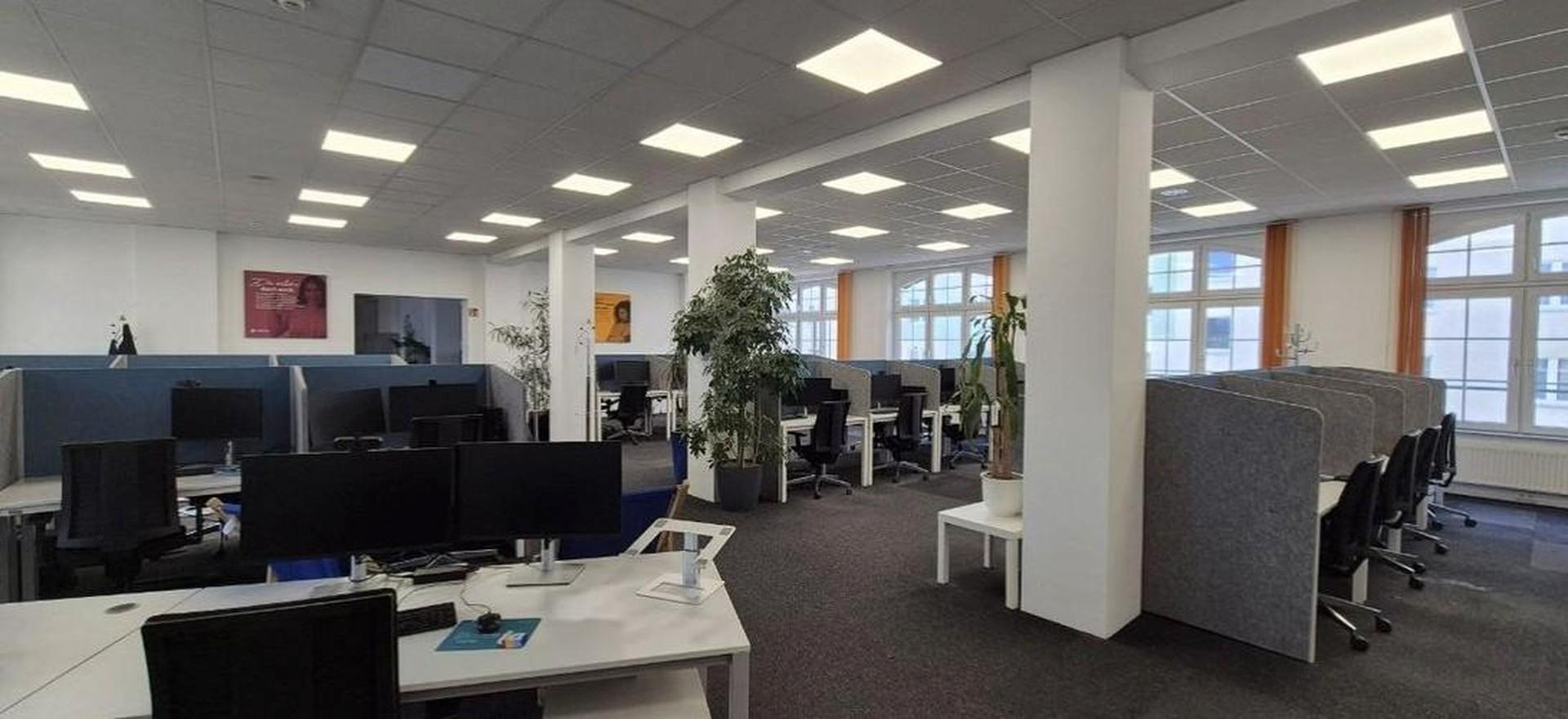 008 Büro