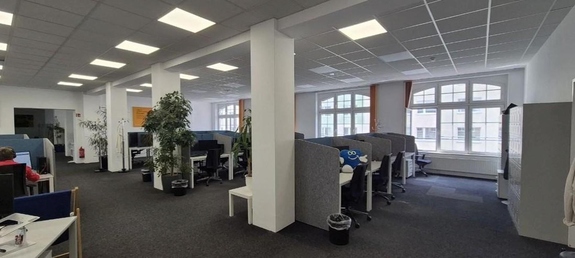 008 Büro
