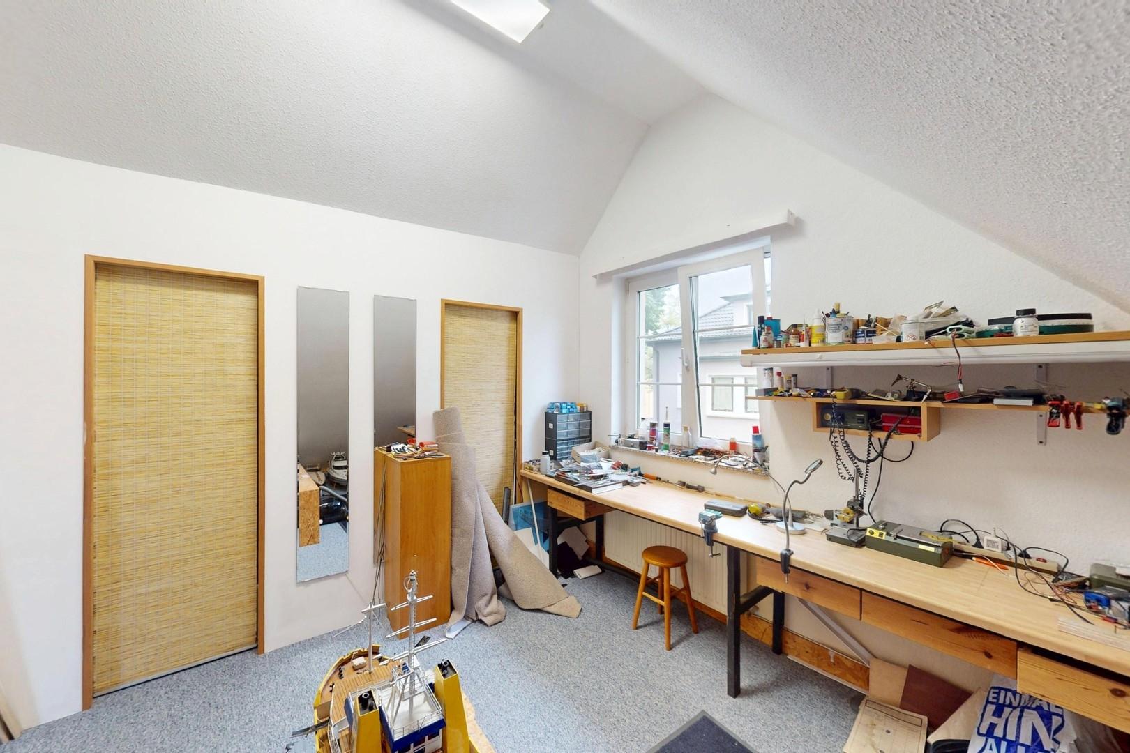 Schlafzimmer DG