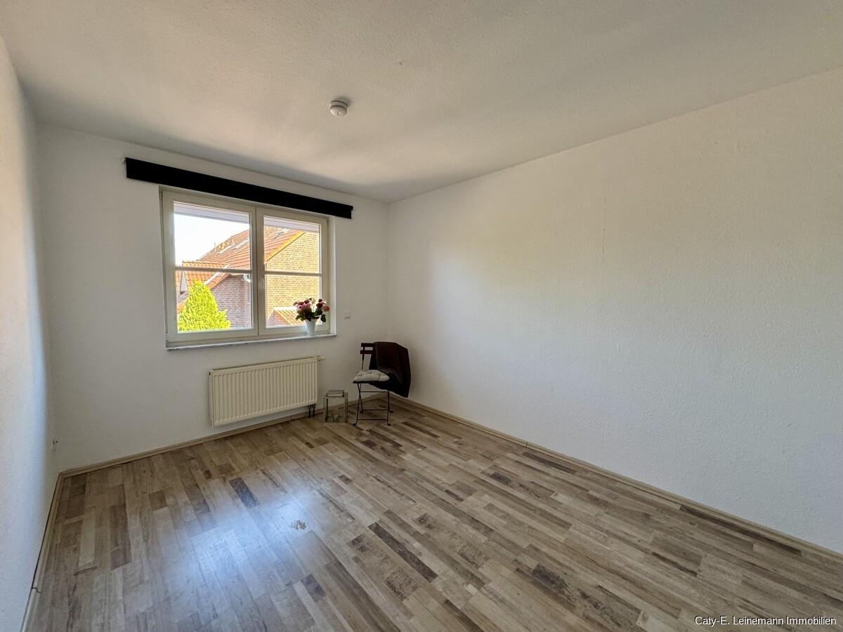 OG Kinder- oder Arbeitszimmer