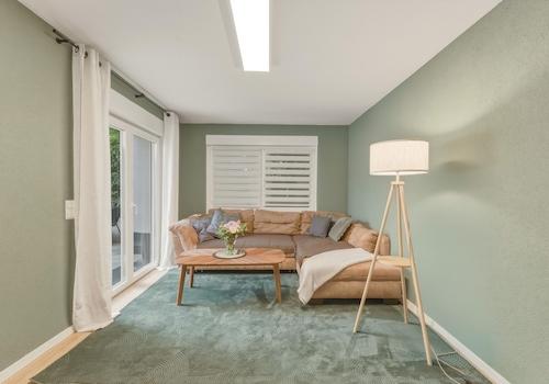 Wohnzimmer Hauptwohnung