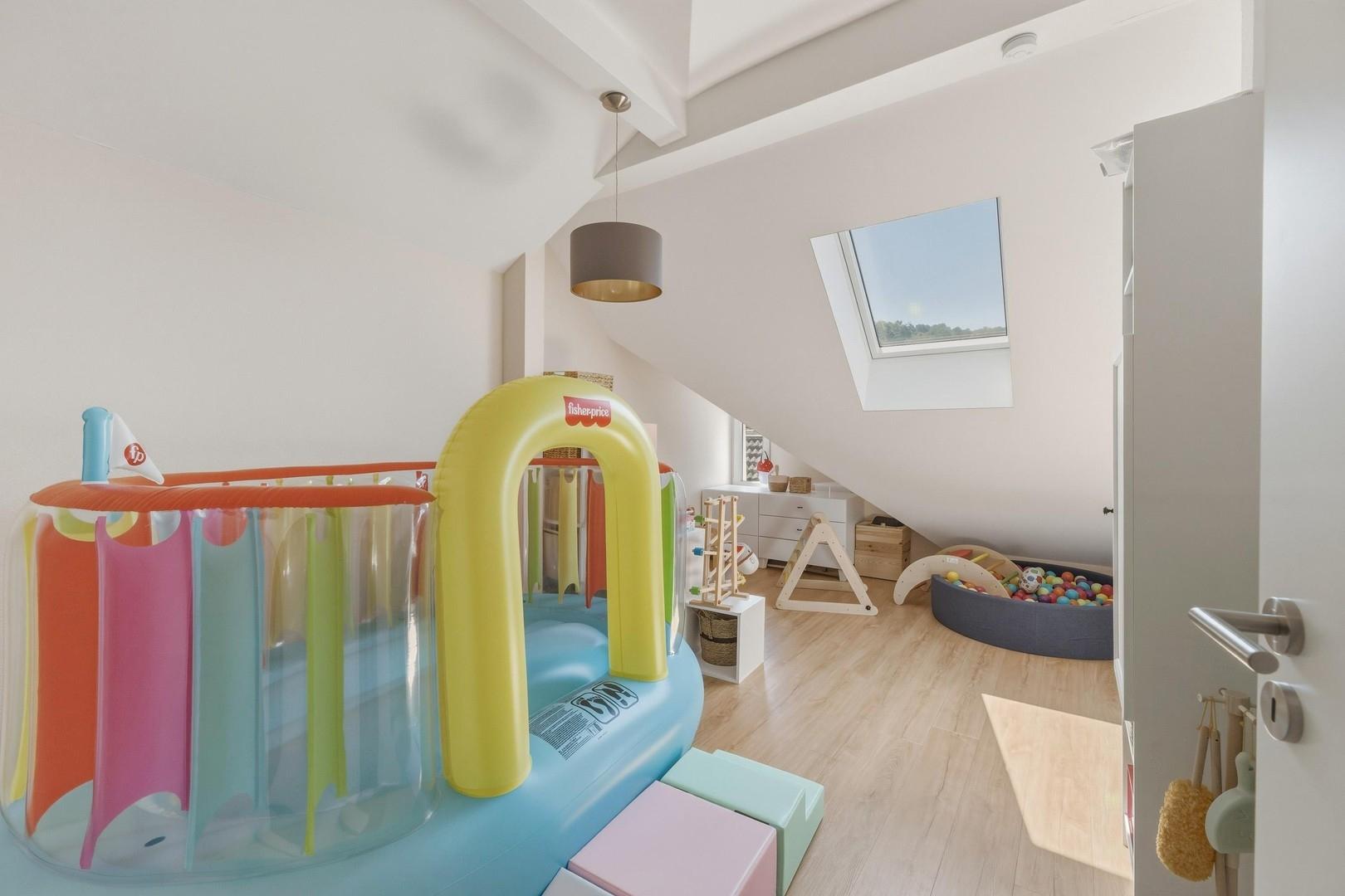 Kinderzimmer Hauptwohnung