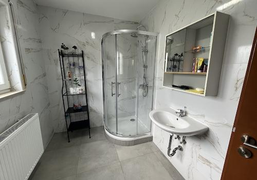 Badezimmer EG