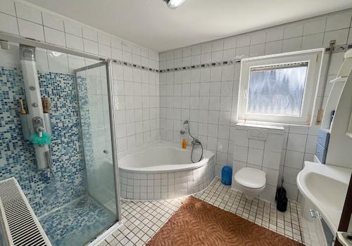 Badezimmer OG