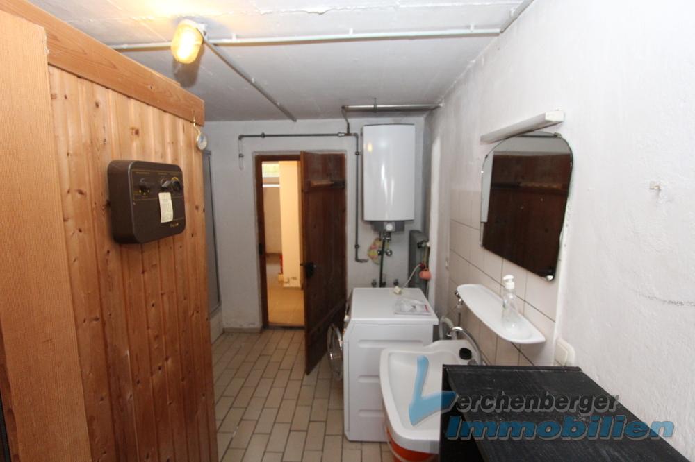 Waschraum mit Sauna