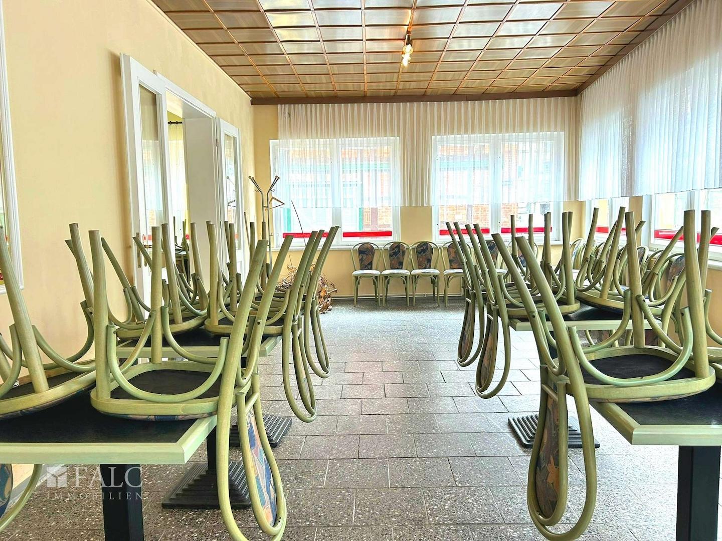 offener Hauptraum