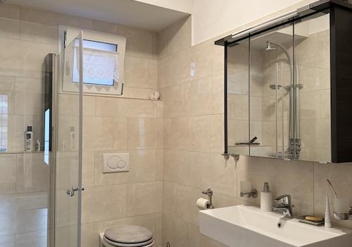 Badezimmer EG