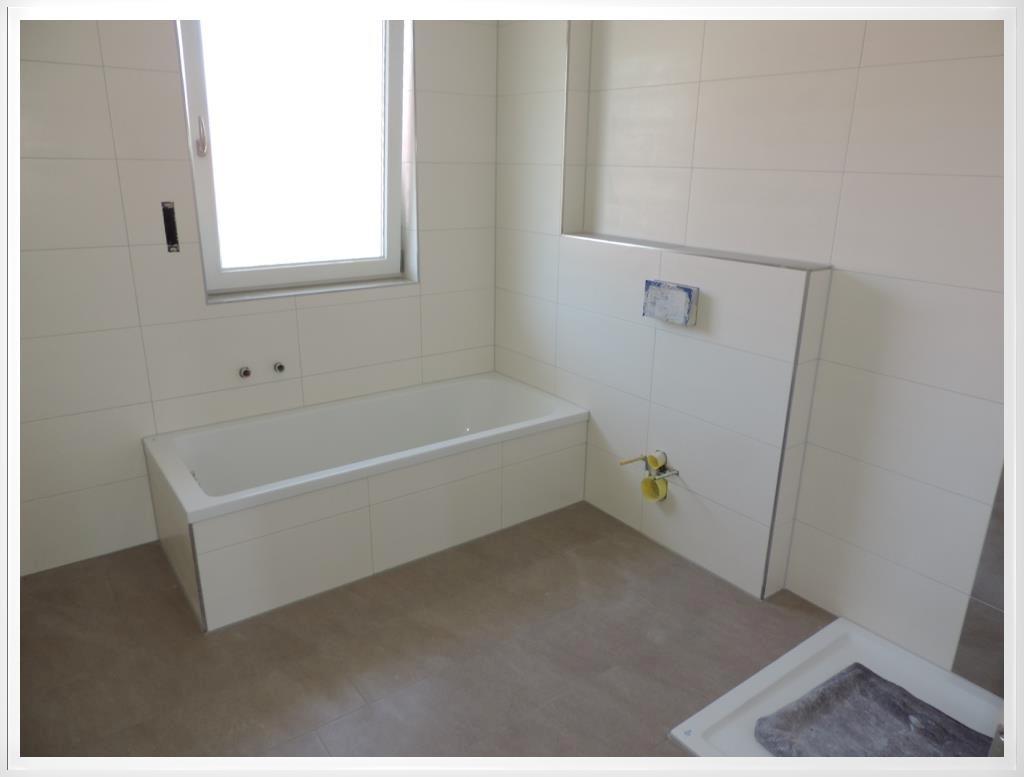 modernes Badezimmer