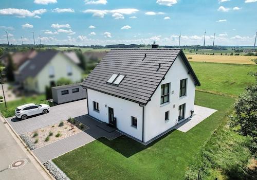 Luftbild Richtung Süd-Ost, nah
