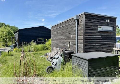Schuppen + Haus